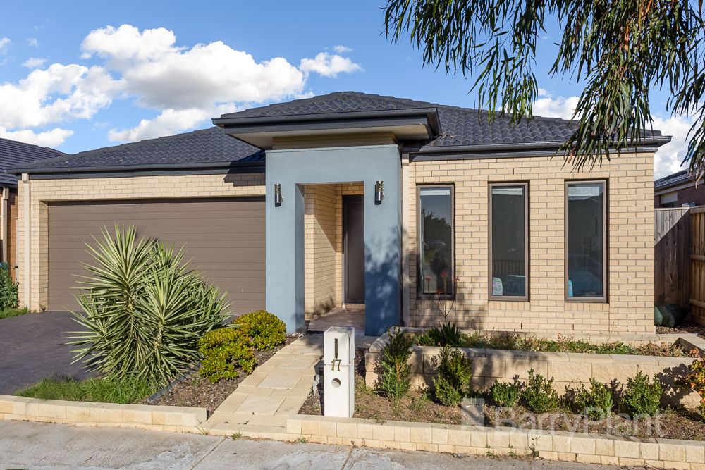3 bedrooms House in 17 Lockheed Parade POINT COOK VIC, 3030