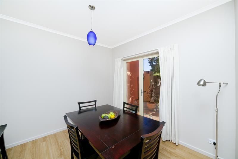 2/15 Towns Crescent, Turner ACT 2612, Image 2