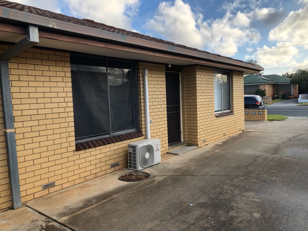 2 bedrooms Apartment / Unit / Flat in 1/416 Kotthoff Street LAVINGTON NSW, 2641