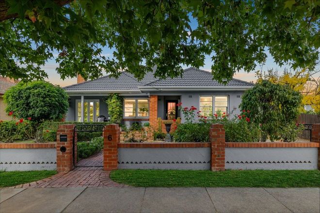 Picture of 6 Meredith Street, QUEANBEYAN NSW 2620