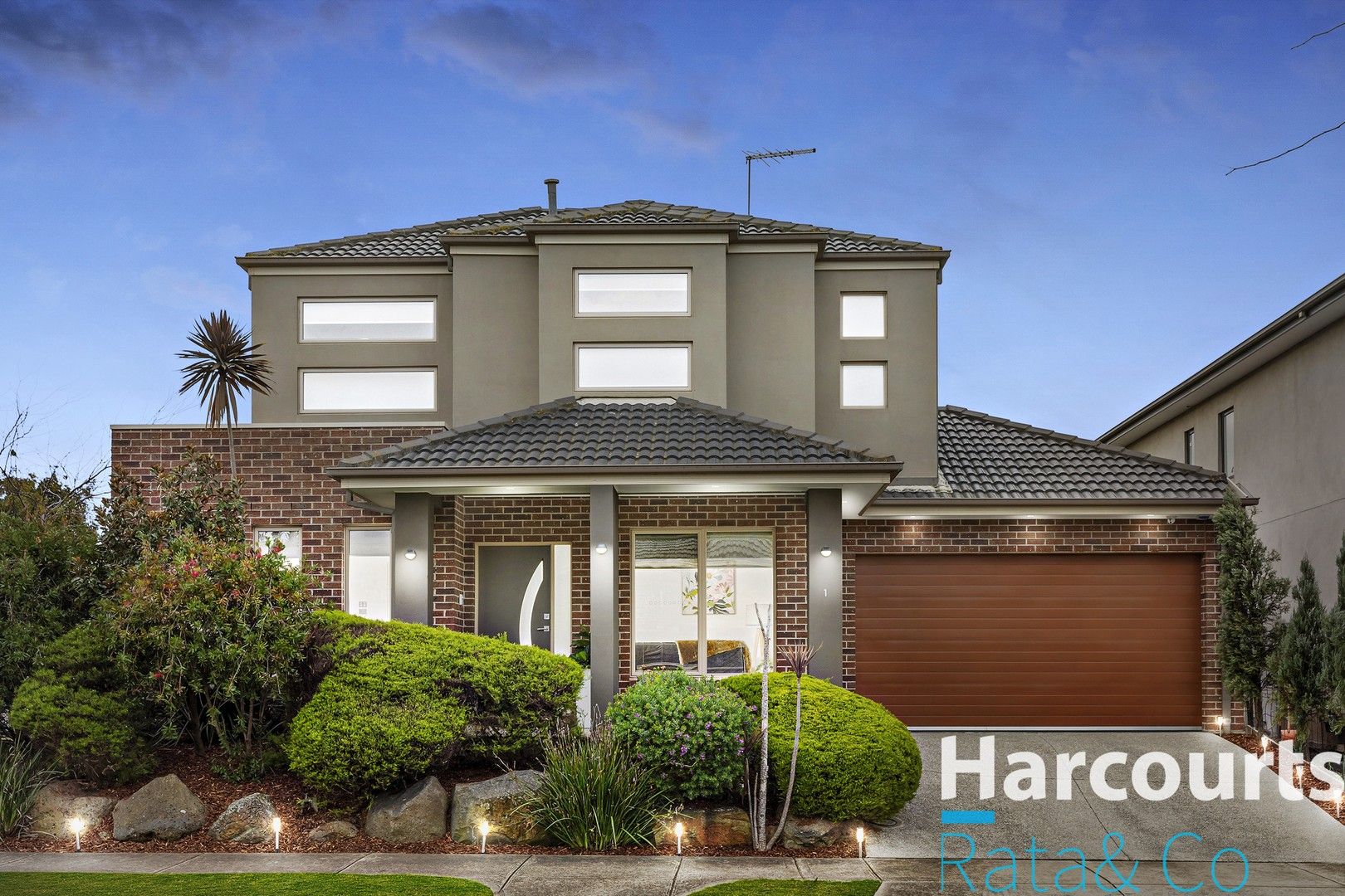 4 bedrooms House in 1 Ockletree Place EPPING VIC, 3076