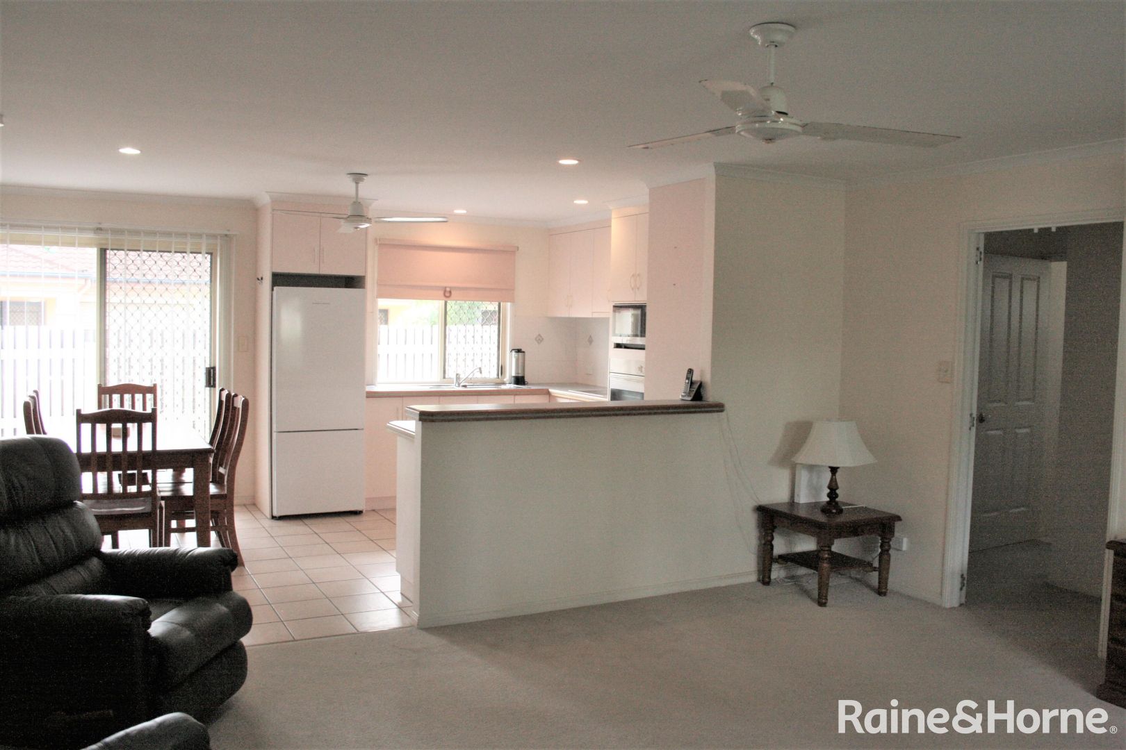 1/8 Ribbon Court, Glenella QLD 4740, Image 1