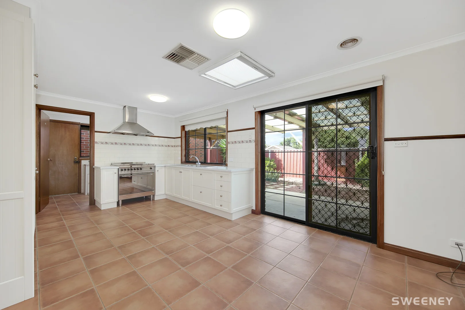 Additional image 5 of 19 Sommers Drive, Altona Meadows VIC 3028