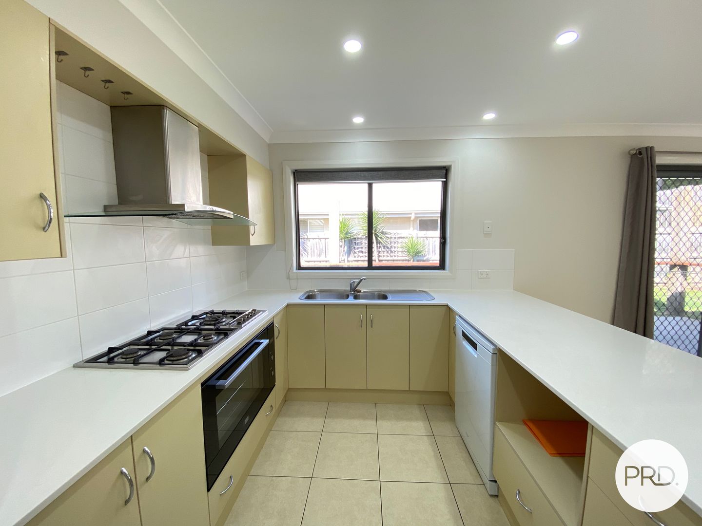 4 Celestial Drive, Morisset Park NSW 2264 House For Rent 575 Domain