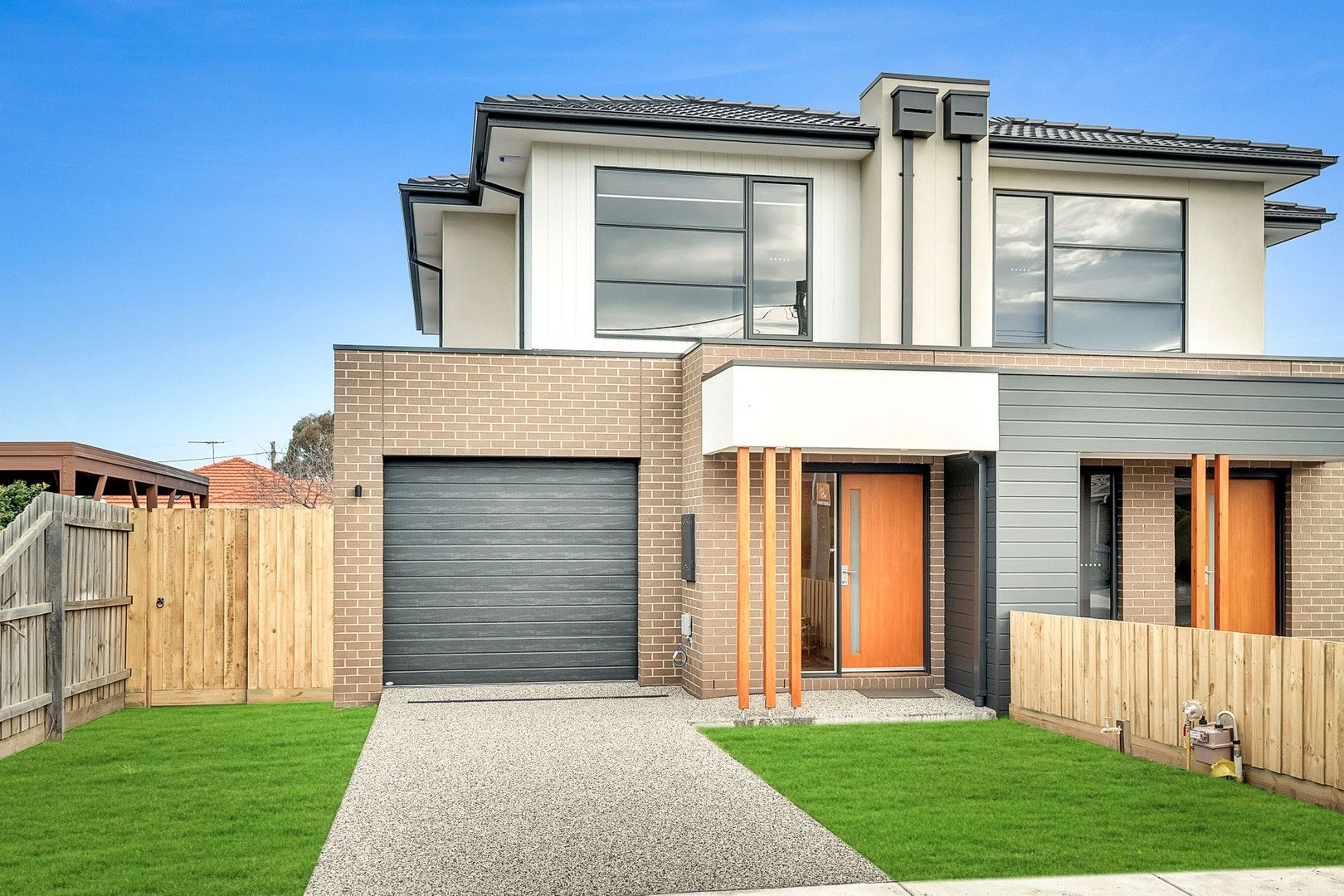 4 bedrooms Townhouse in 24 Marsden Court MILL PARK VIC, 3082
