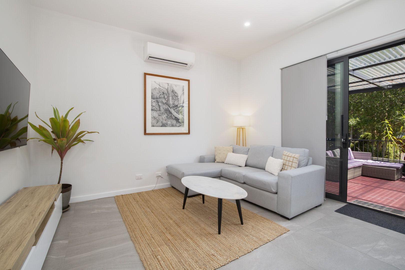 2/14 Ryhope Street, Mount Hutton NSW 2290, Image 1