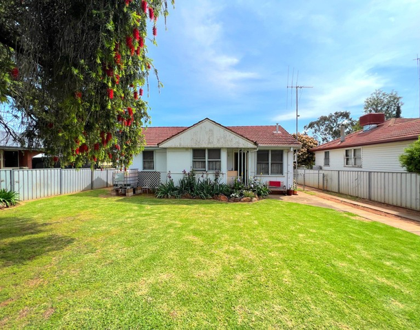 44 Medlyn Street, Parkes NSW 2870