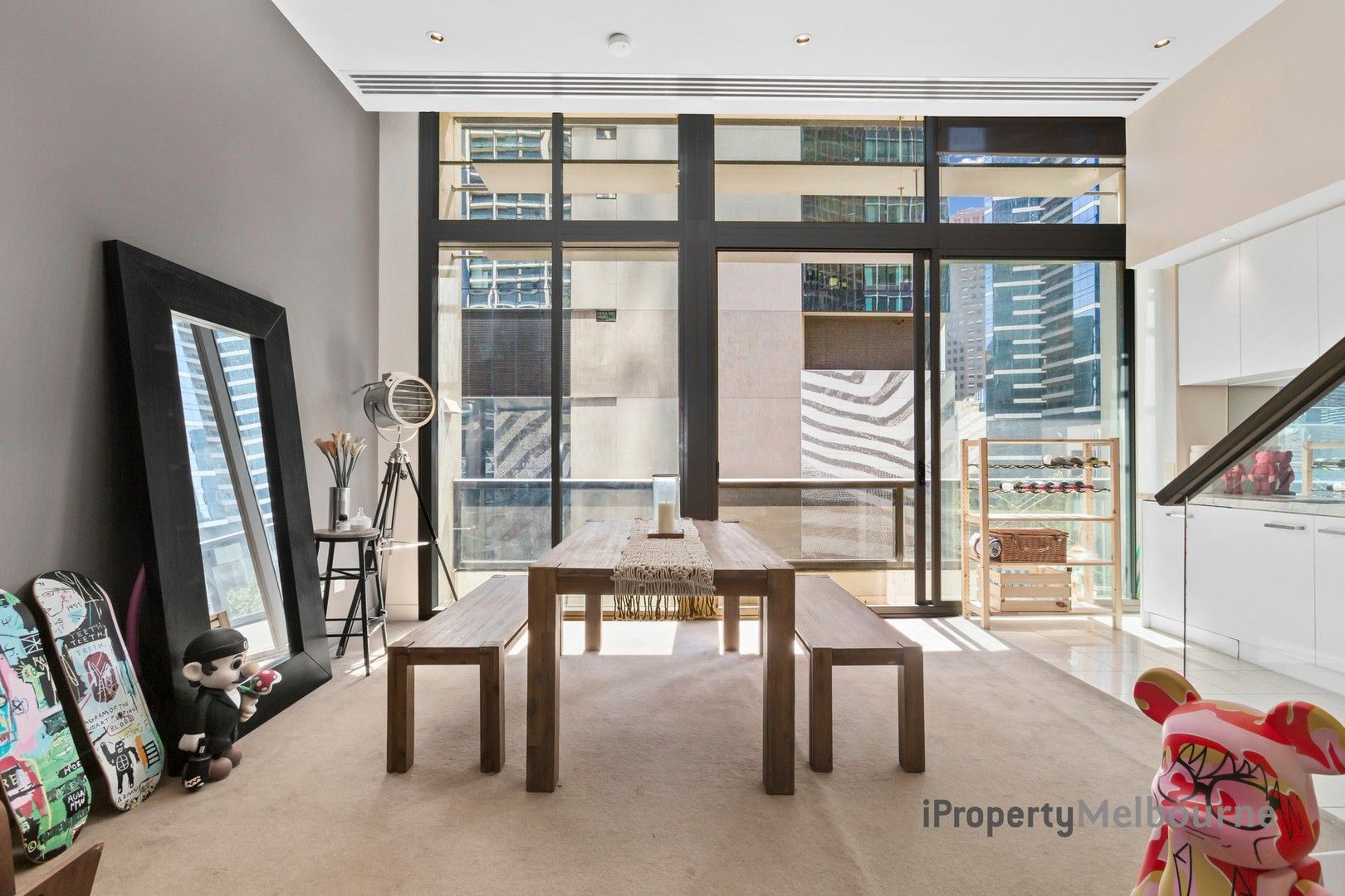 1 bedrooms House in 604/1 Queensbridge Square SOUTHBANK VIC, 3006