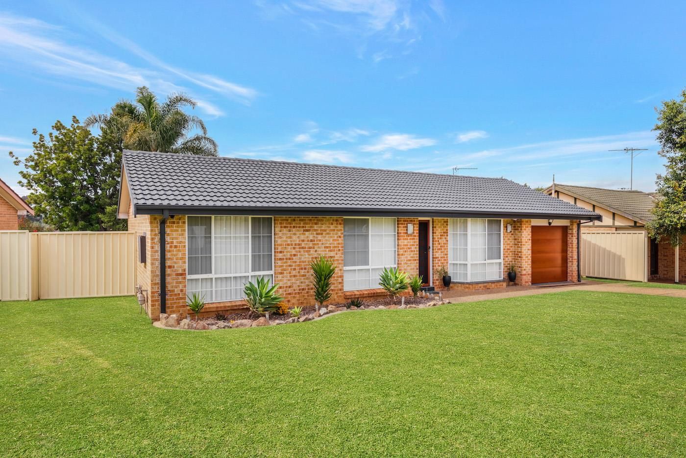 11 Karabul Road, St Helens Park NSW 2560, Image 2