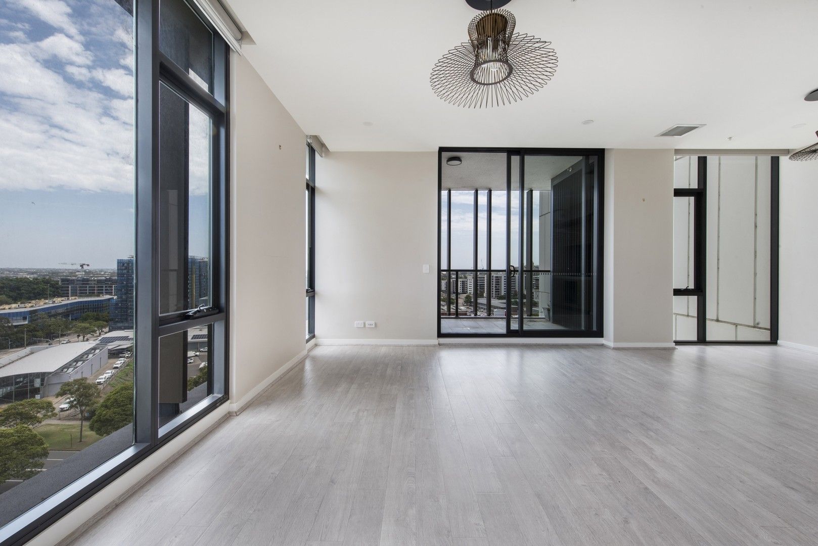 3 bedrooms Apartment / Unit / Flat in Unit 1004/1 Link Rd ZETLAND NSW, 2017