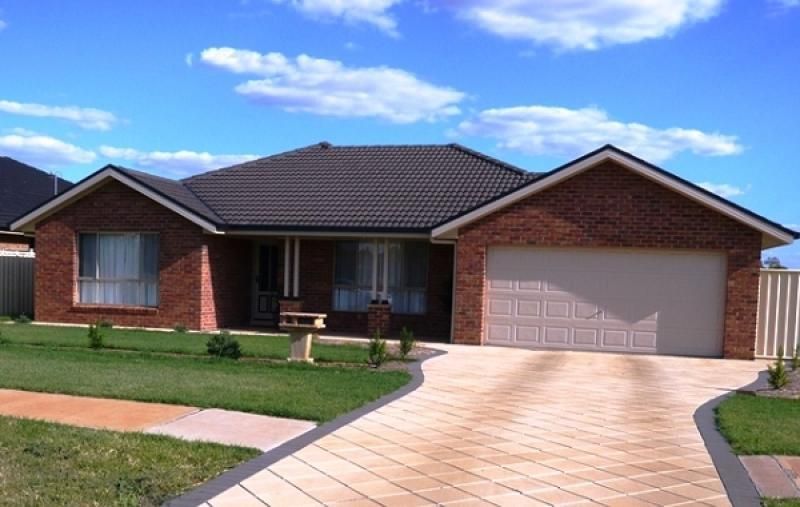 12 Keswick Parkway, Dubbo NSW 2830