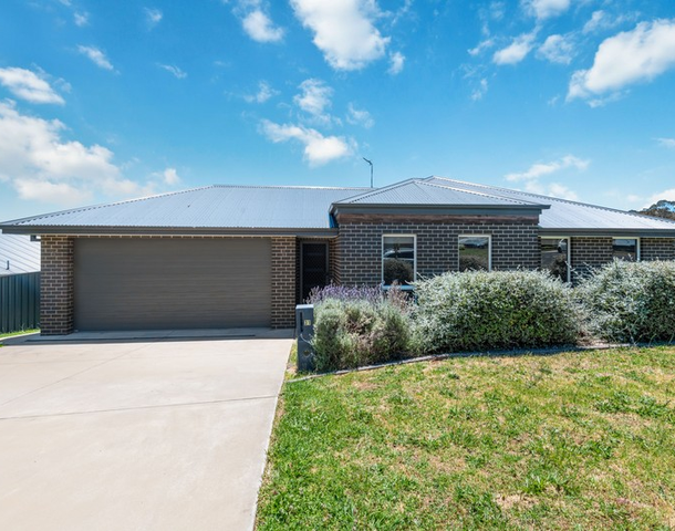 31 Dimboola Way, Orange NSW 2800