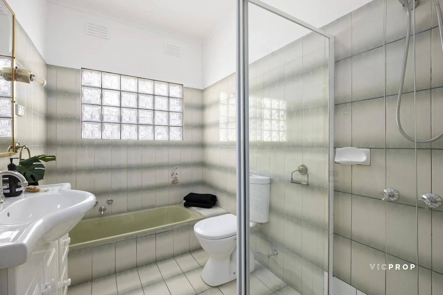 Additional image 7 of 1/61 Brooks Street, Bentleigh East VIC 3165