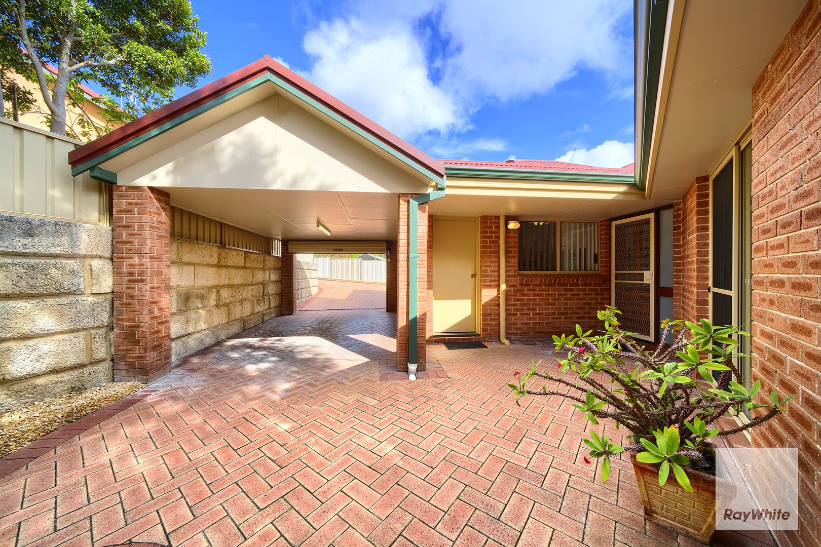 2/3 Adams Place, Mount Melville WA 6330, Image 1