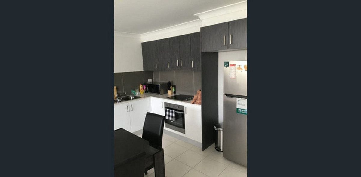 2 bedrooms Townhouse in 11/7 Armando Street ALEXANDRA HILLS QLD, 4161