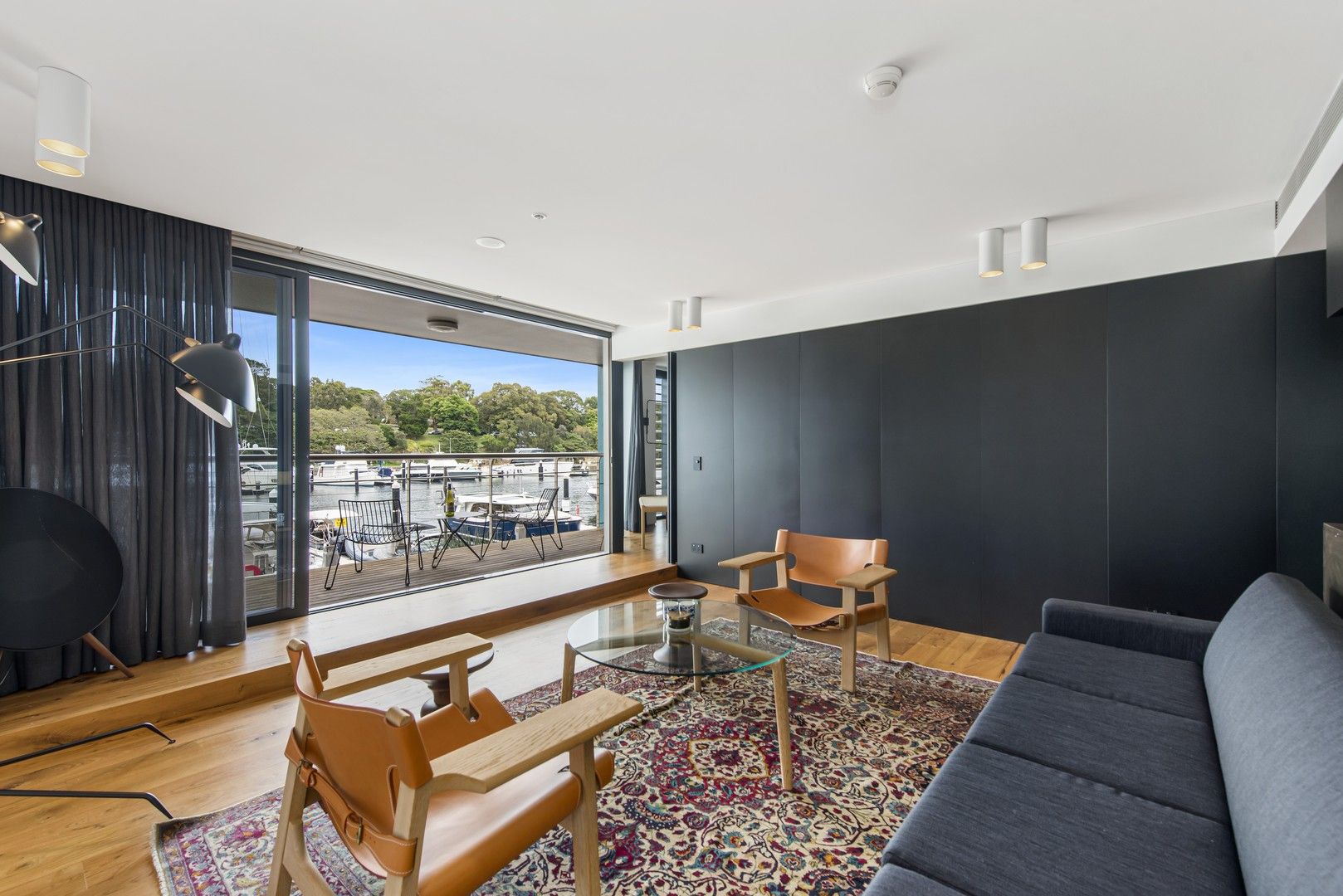 2 bedrooms Apartment / Unit / Flat in 207/6 Cowper Wharf Roadway WOOLLOOMOOLOO NSW, 2011