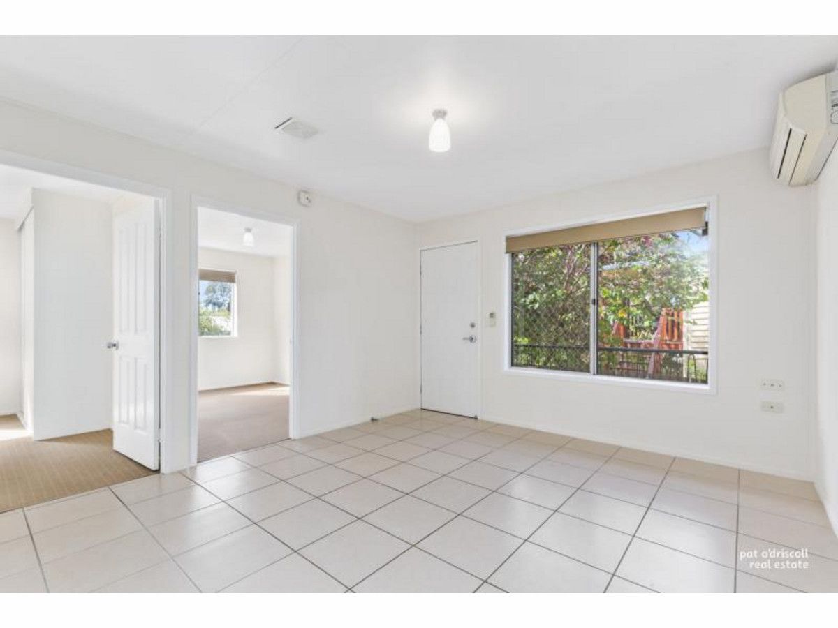 2 bedrooms Apartment / Unit / Flat in 2/8 Corberry Street THE RANGE QLD, 4700