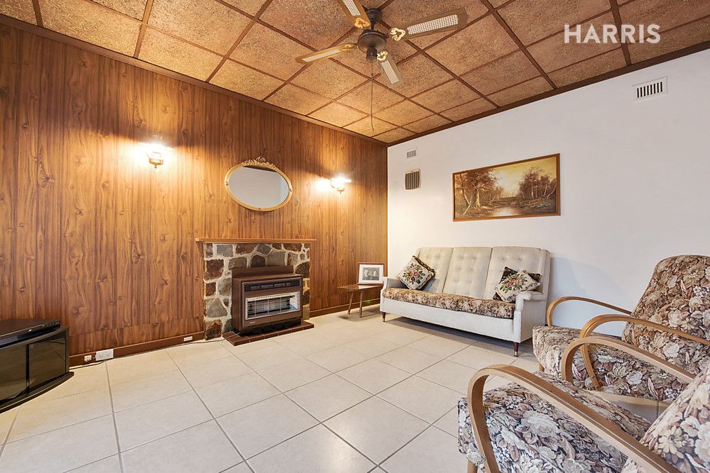 25 Hallett Avenue, Tranmere SA 5073, Image 2