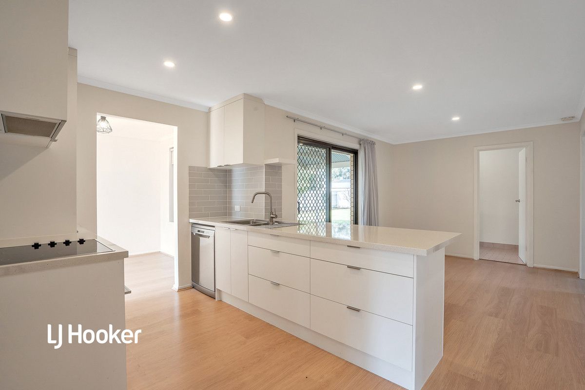 79 Hurling Drive, Mount Barker SA 5251, Image 2