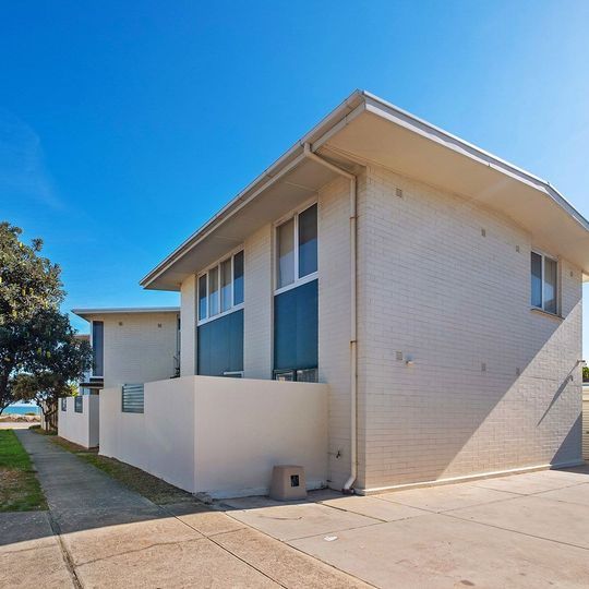 2 bedrooms House in 3/66 Seaview Road WEST BEACH SA, 5024