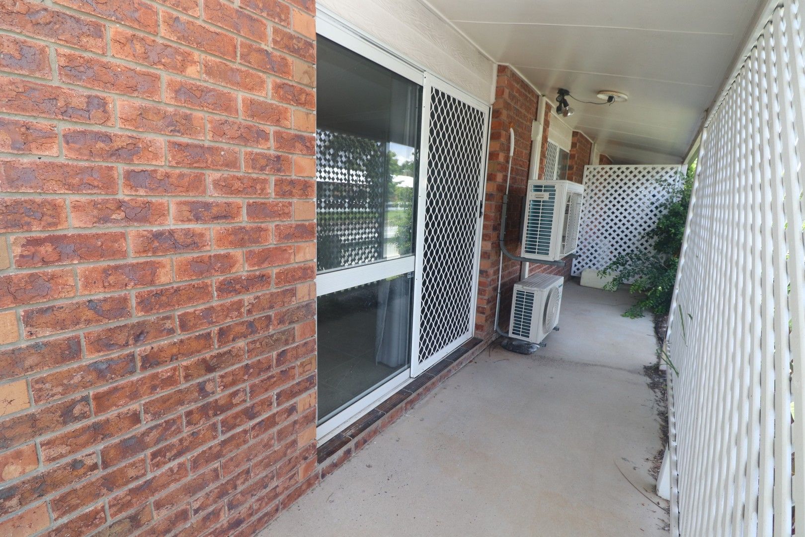 8/18-20 Roberts Street, Hermit Park QLD 4812, Image 0