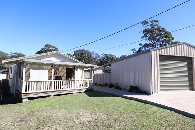 4 Blue Mist Close, Sussex Inlet NSW 2540, Image 0