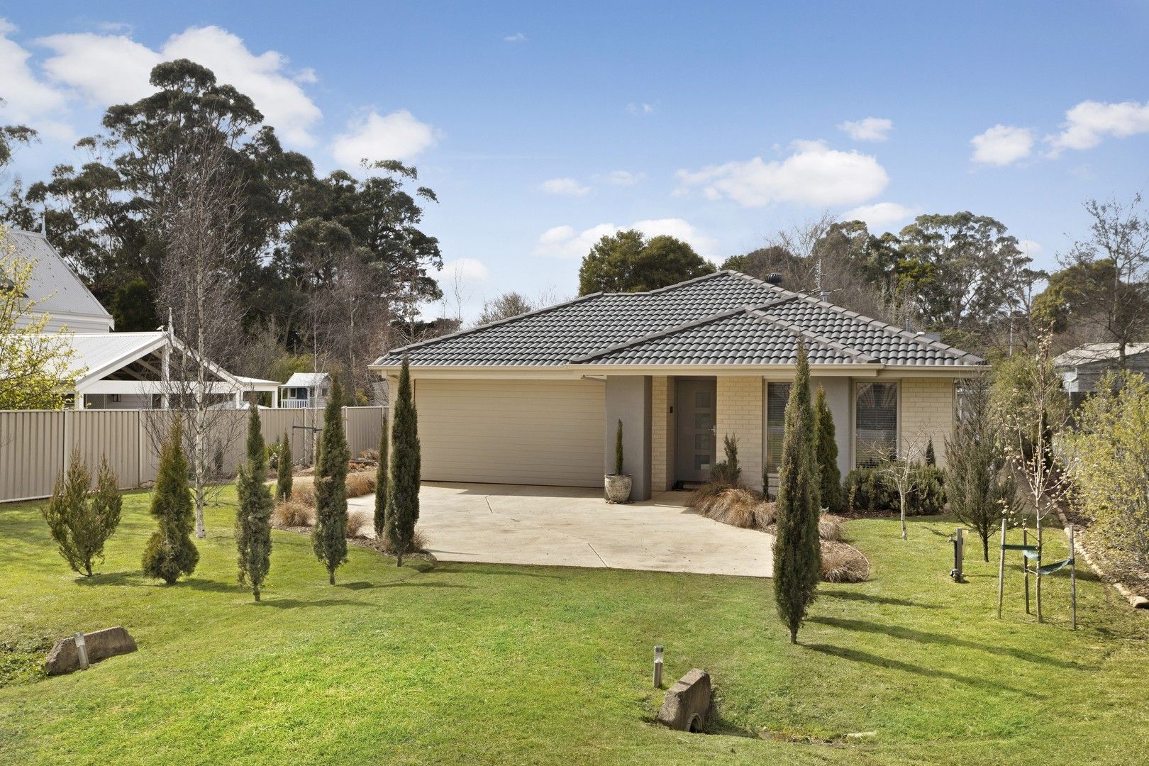 16 Bowen Street, Trentham VIC 3458, Image 0