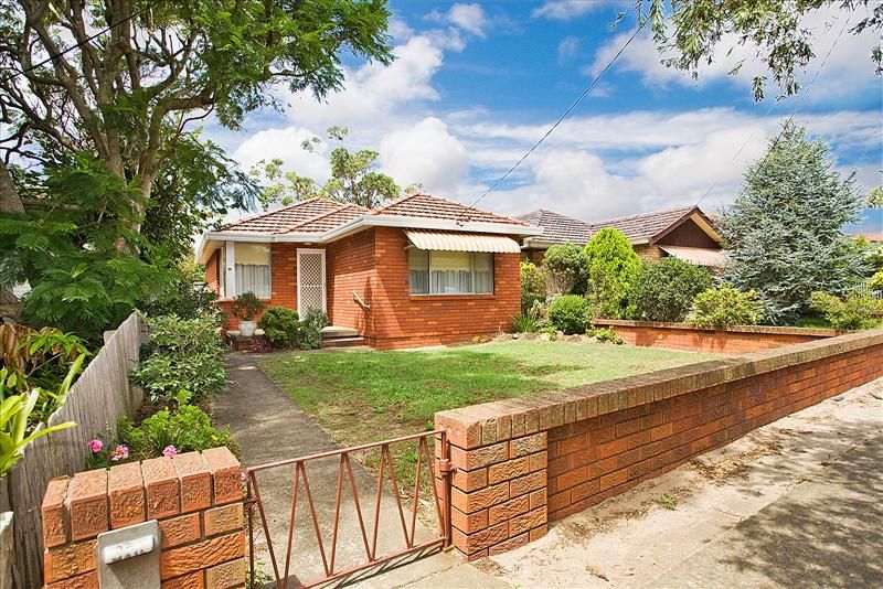 32 Clareville Avenue, Sandringham NSW 2219, Image 0