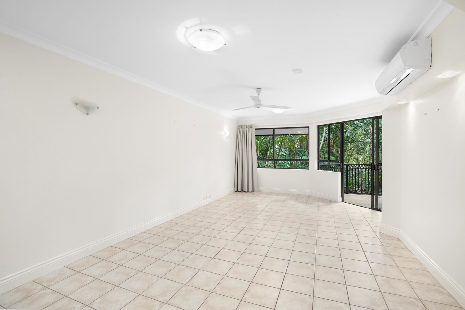 182/67-79 Kambara Street, White Rock QLD 4868, Image 2