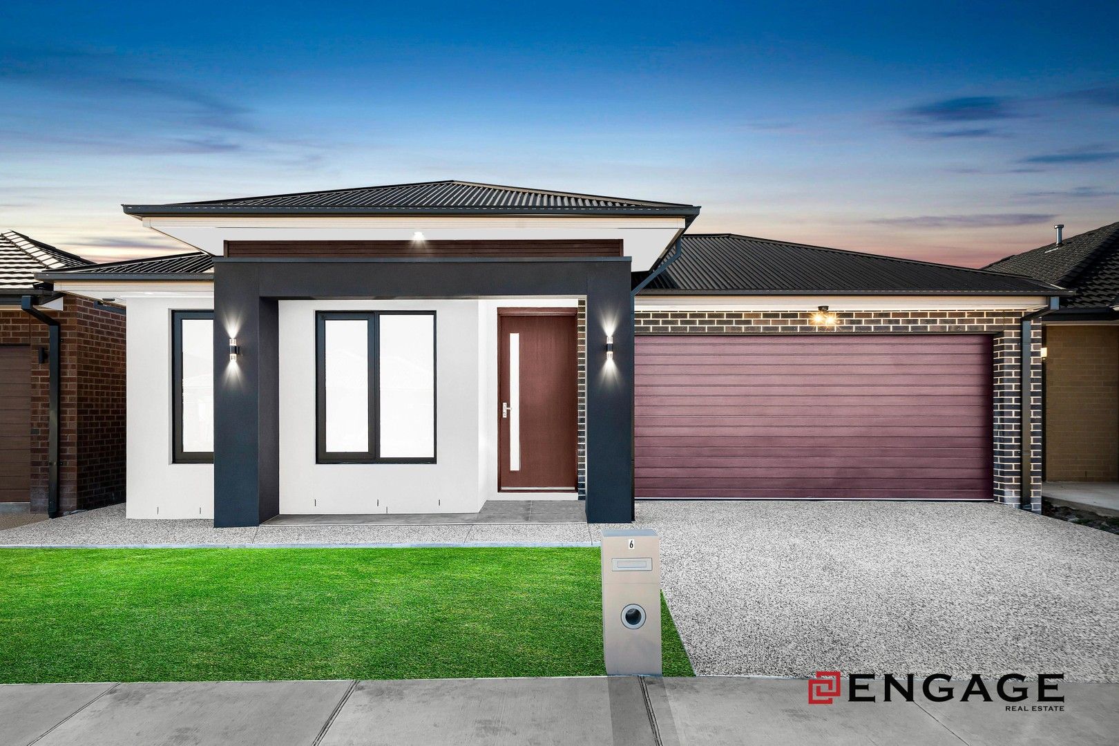 4 bedrooms House in 6 Anisata Way MANOR LAKES VIC, 3024