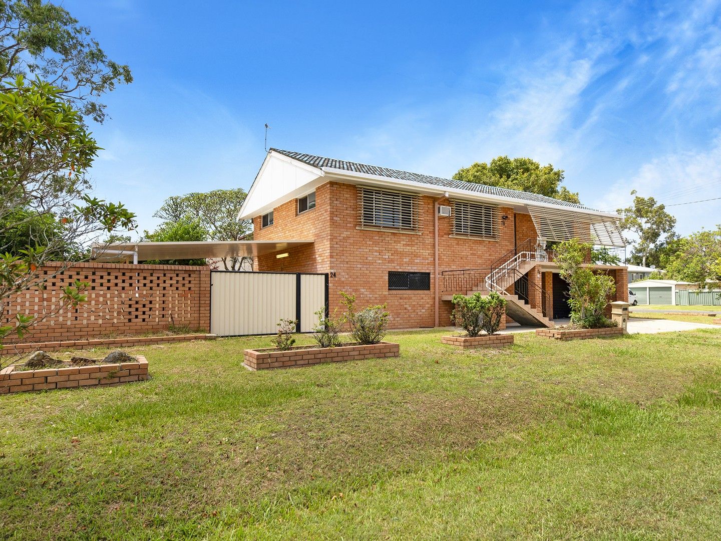 4 bedrooms House in 24 Weiley Avenue GRAFTON NSW, 2460