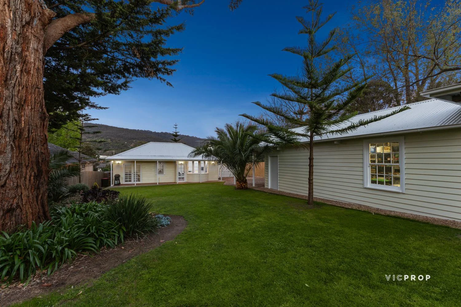 82 Glenfern Road, Ferntree Gully VIC 3156 | Domain