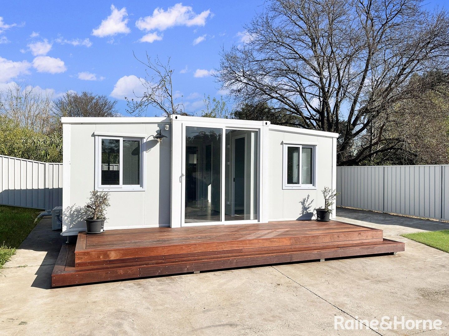 2 bedrooms Apartment / Unit / Flat in 19 Nepean Street CRANEBROOK NSW, 2749