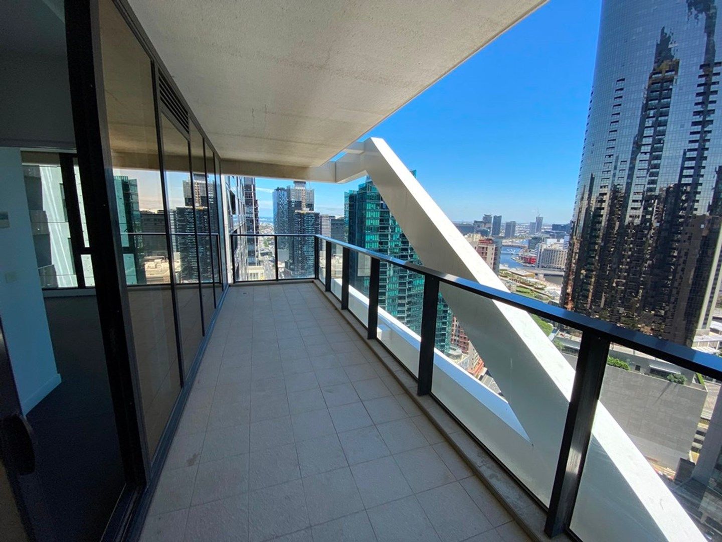 2 bedrooms Apartment / Unit / Flat in 3202/133 City Road SOUTHBANK VIC, 3006