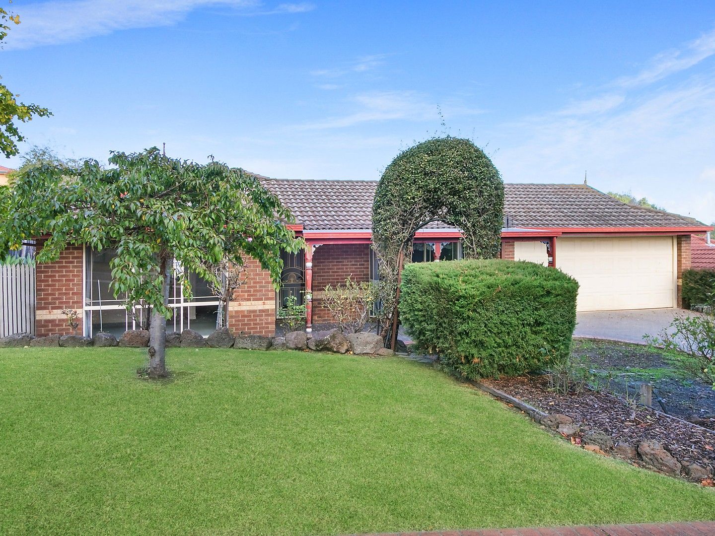 17 Nellie Court, Chirnside Park VIC 3116, Image 0