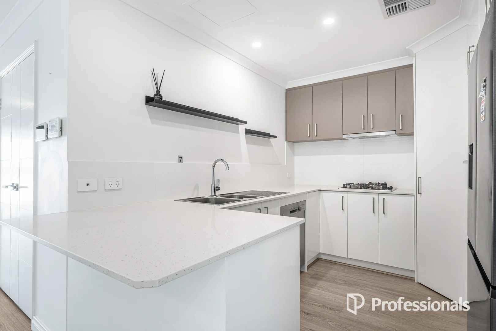 Additional image 11 of 7/20 May Street, Scarborough WA 6019