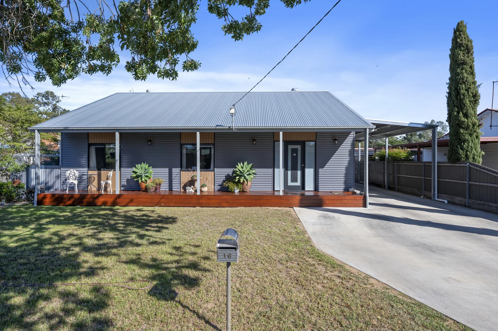 16 Royal Avenue, Benalla VIC 3672