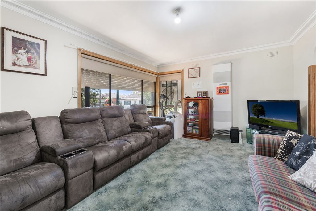 5 Almana Street, Bell Park VIC 3215, Image 2