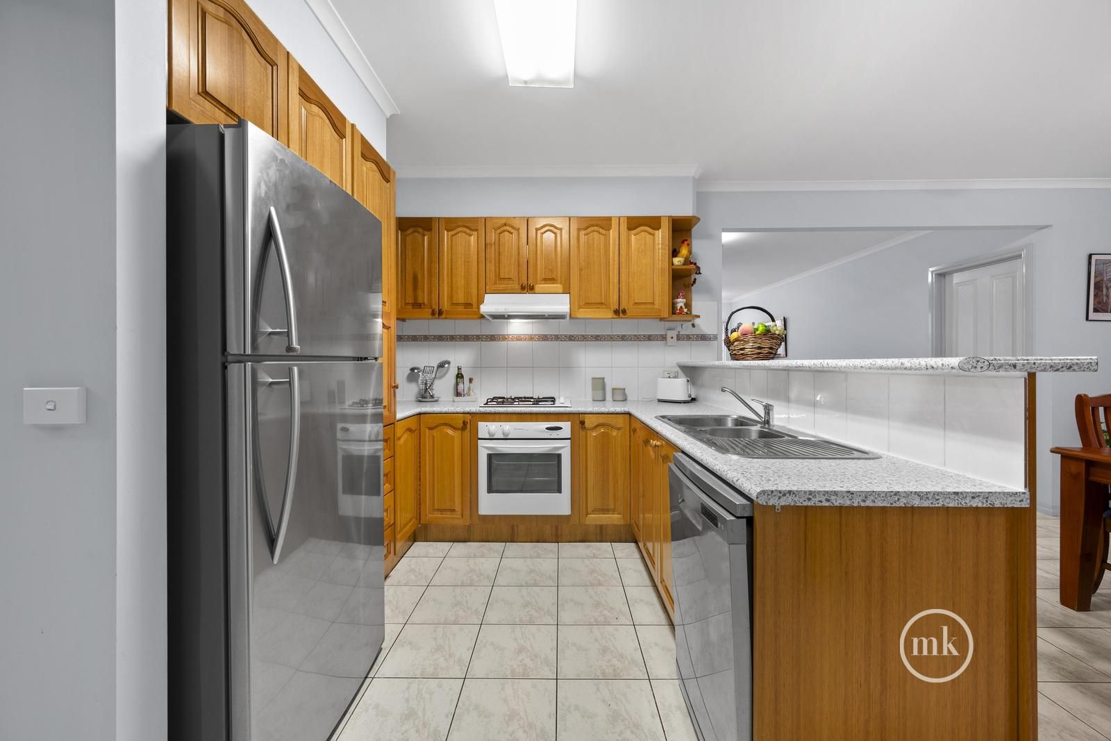 14 Tivoli Place, South Morang VIC 3752, Image 2