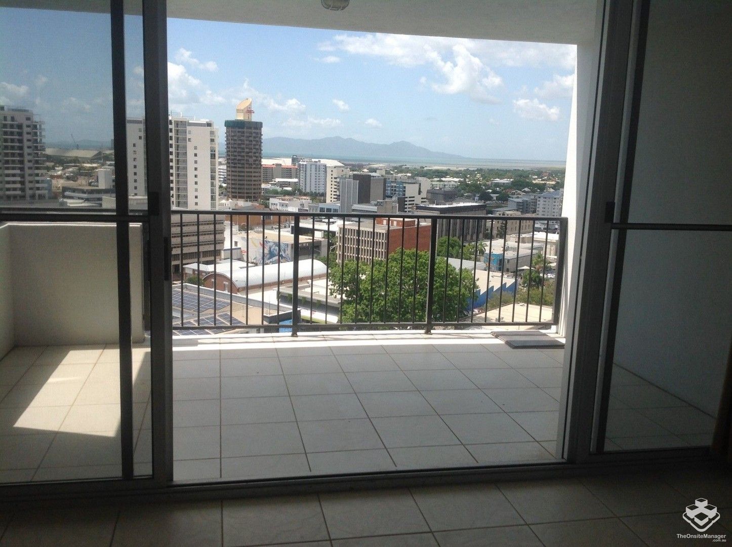 2 bedrooms Apartment / Unit / Flat in ID:3906645/209 Wills Street TOWNSVILLE CITY QLD, 4810