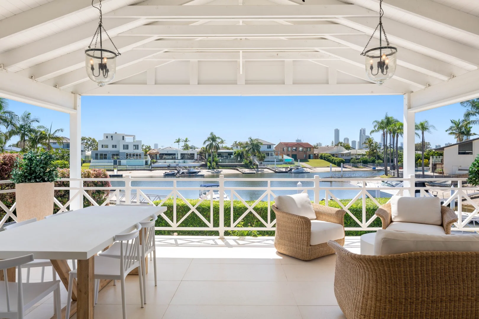 13 Saywell Street, Sorrento QLD 4217