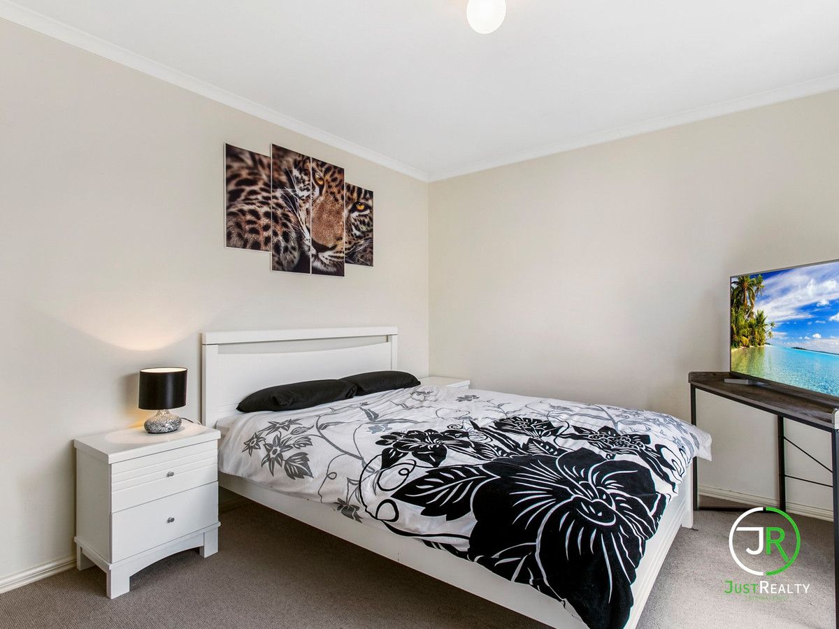 1/32 Taylor Street, Cranbourne VIC 3977, Image 2