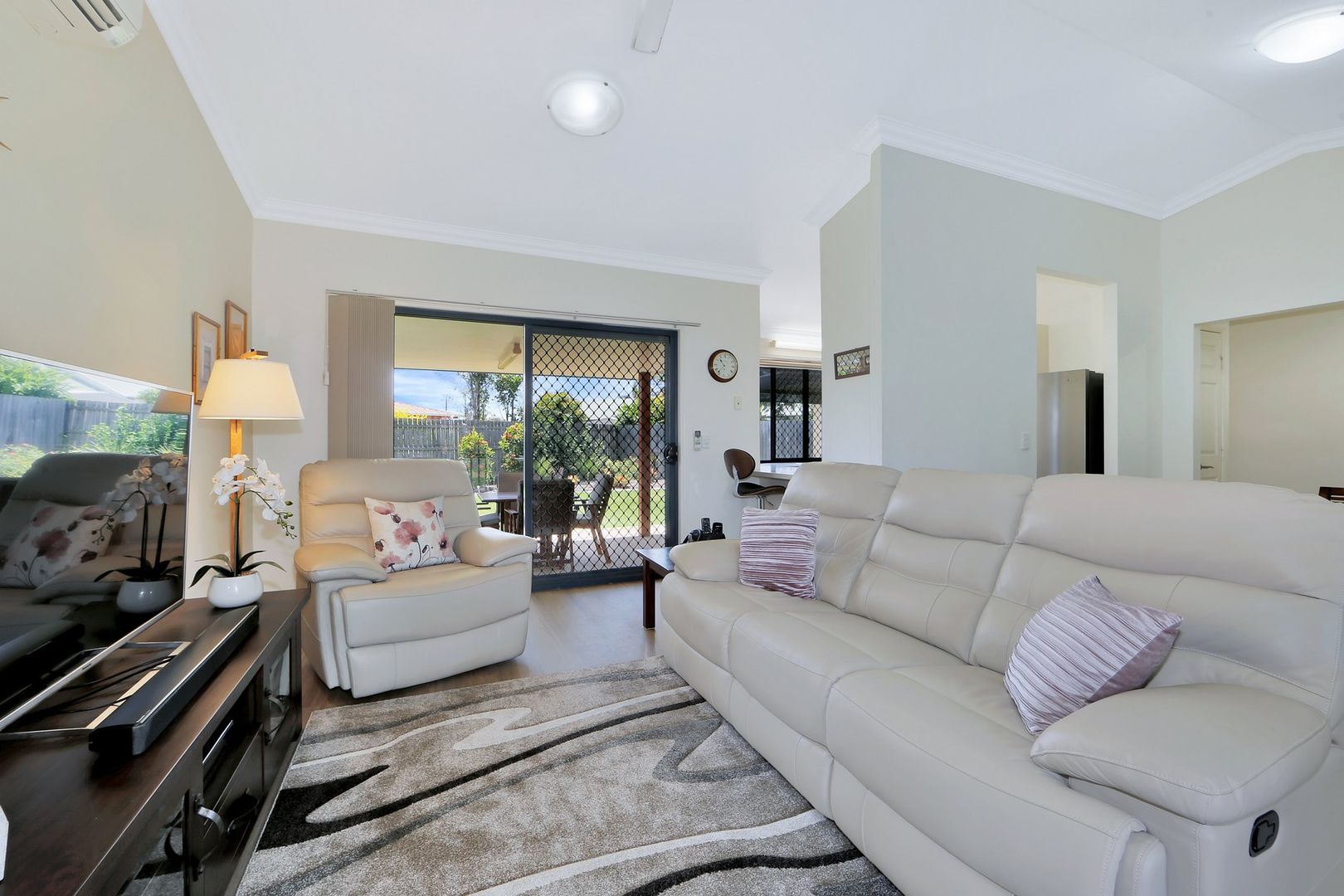 1/13 Jacques Court, Bargara QLD 4670, Image 2