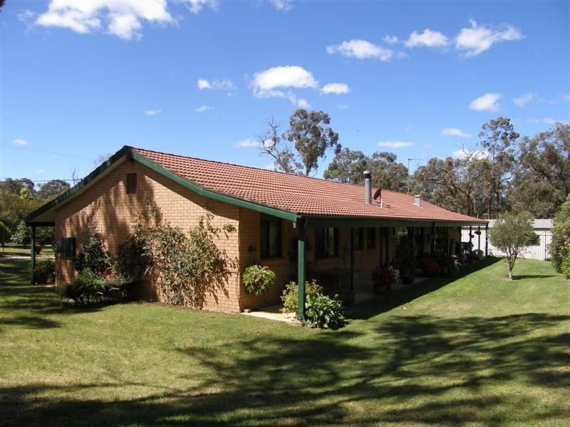 9 Railway Pde, Balmoral Village NSW 2571, Image 1