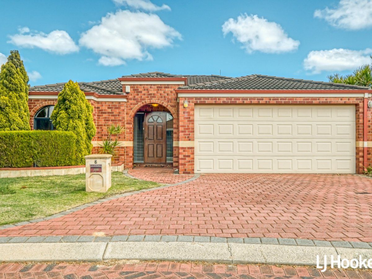 8 Linaria Way, Canning Vale WA 6155, Image 0