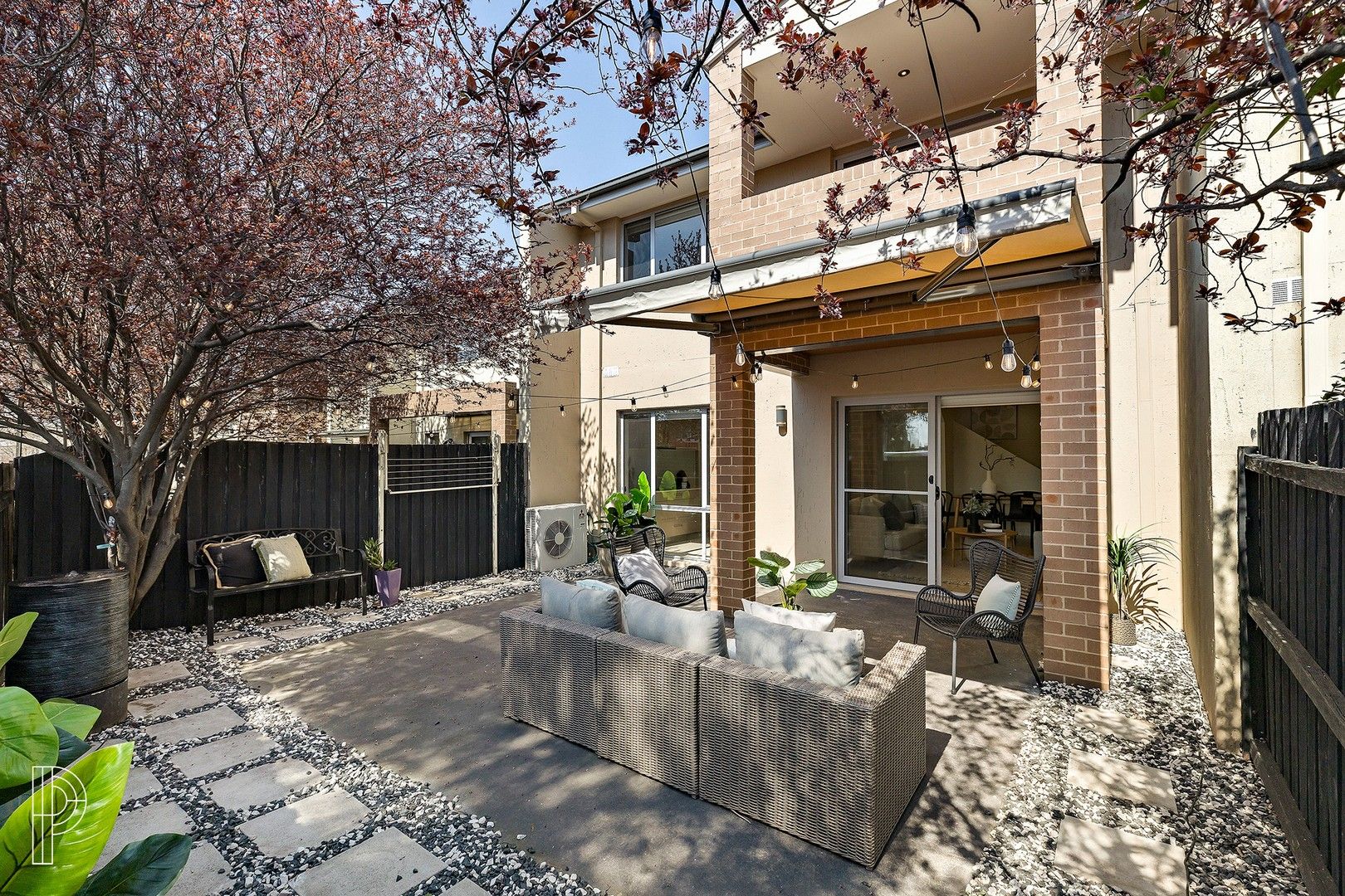 3 bedrooms Townhouse in 21/20 Helpmann Street BONYTHON ACT, 2905