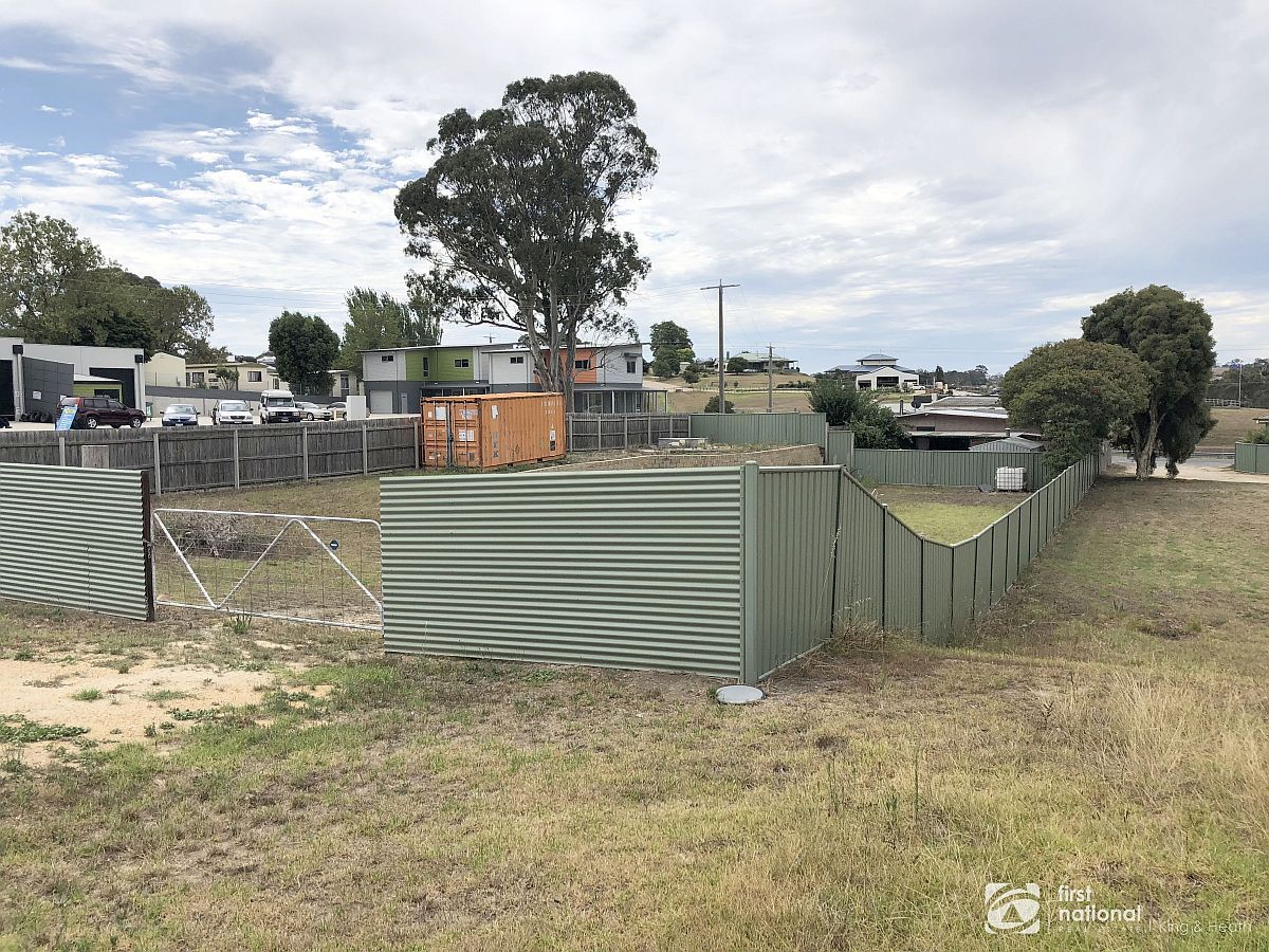 7 Swan Street, Swan Reach VIC 3903, Image 2