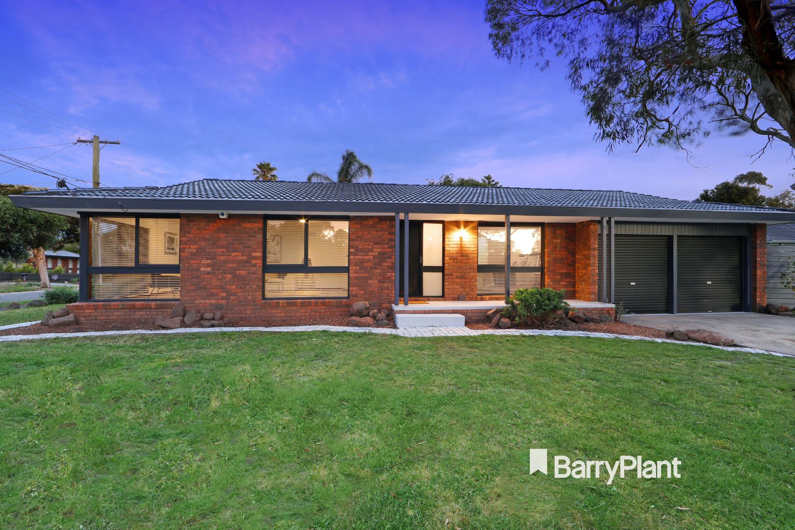 18 Thornley Close, Ferntree Gully VIC 3156