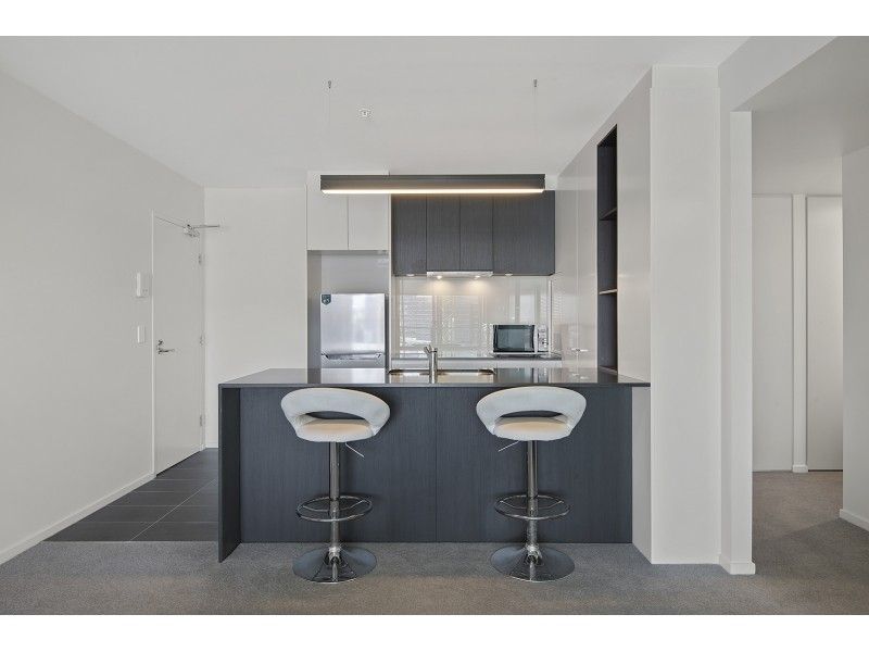 809/30 Festival Place, Newstead QLD 4006, Image 1