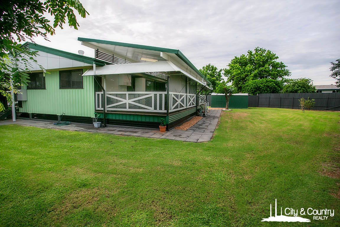 4 bedrooms House in 3 Epsilon Avenue MOUNT ISA QLD, 4825